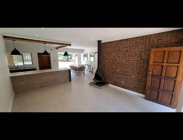 3 BEDROOM HOUSE FOR SALE IN MOUNTAIN HOMES